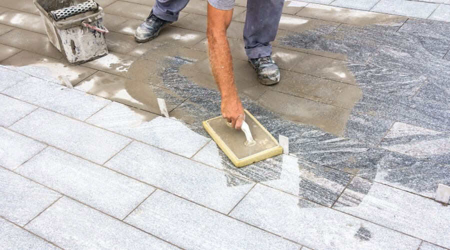 Professional residential roofers in Louisville, IL